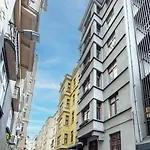 Alojamento de Acomodação e Pequeno-almoço Big Urban Taksim &with Sea View Istambul