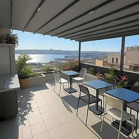 Bed & Breakfast Big Urban Taksim &with Sea View