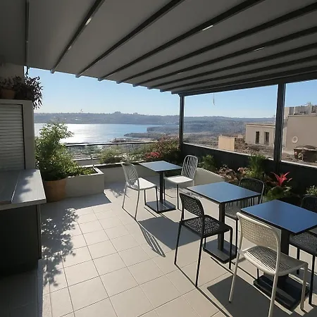 Bed & Breakfast Big Urban Taksim &with Sea View 4*